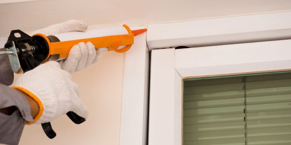 Descubra agora como resolver o problema de infiltração em janelas!